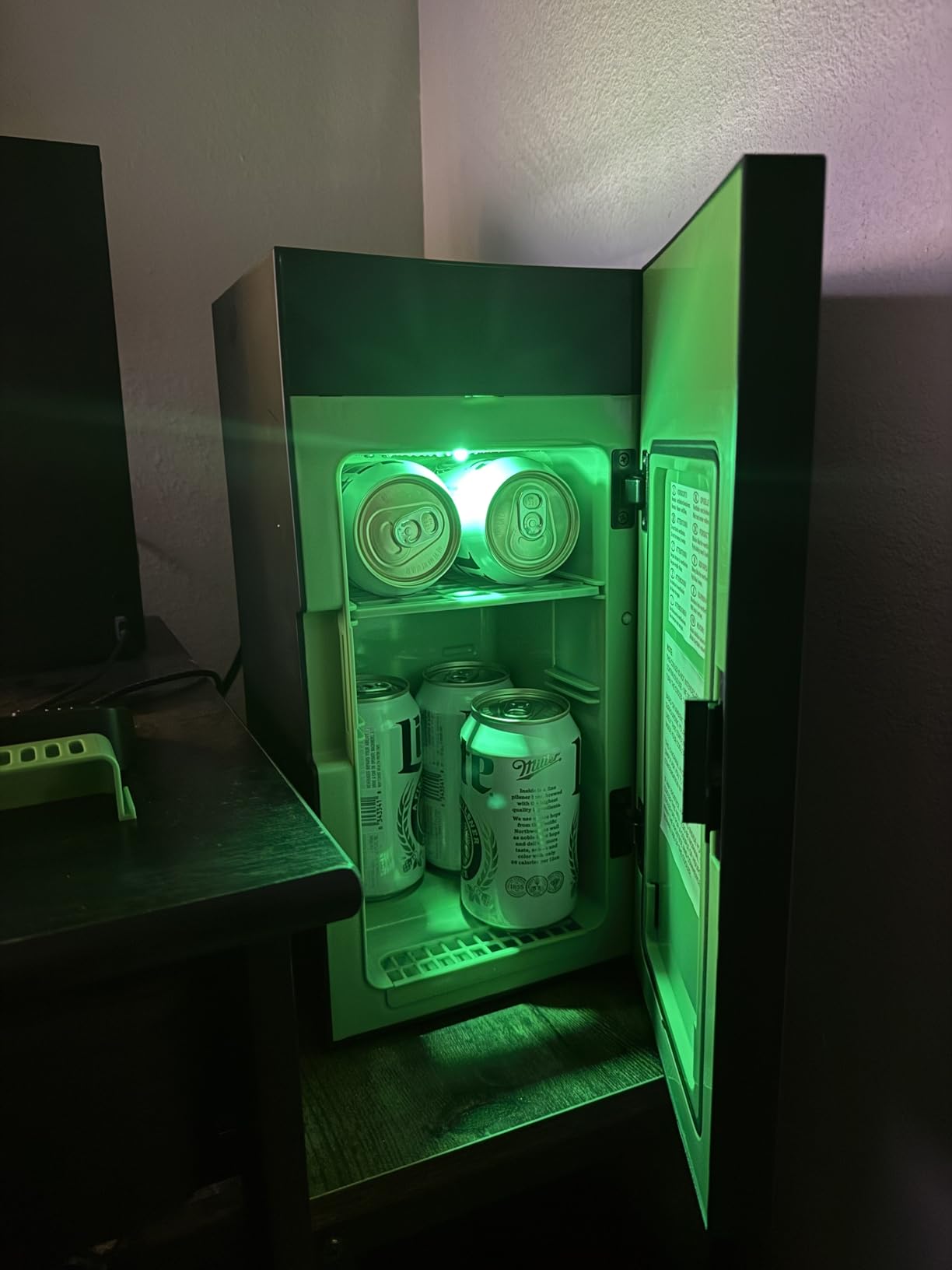 Ukonic Xbox Series X Replica Mini Fridge - Thermoelectric 4.5L Cooler for 8 Cans, AC/DC Powered Portable Beverage & Snack Storage, Gamer Room, Office, Car Essential customer photo 1