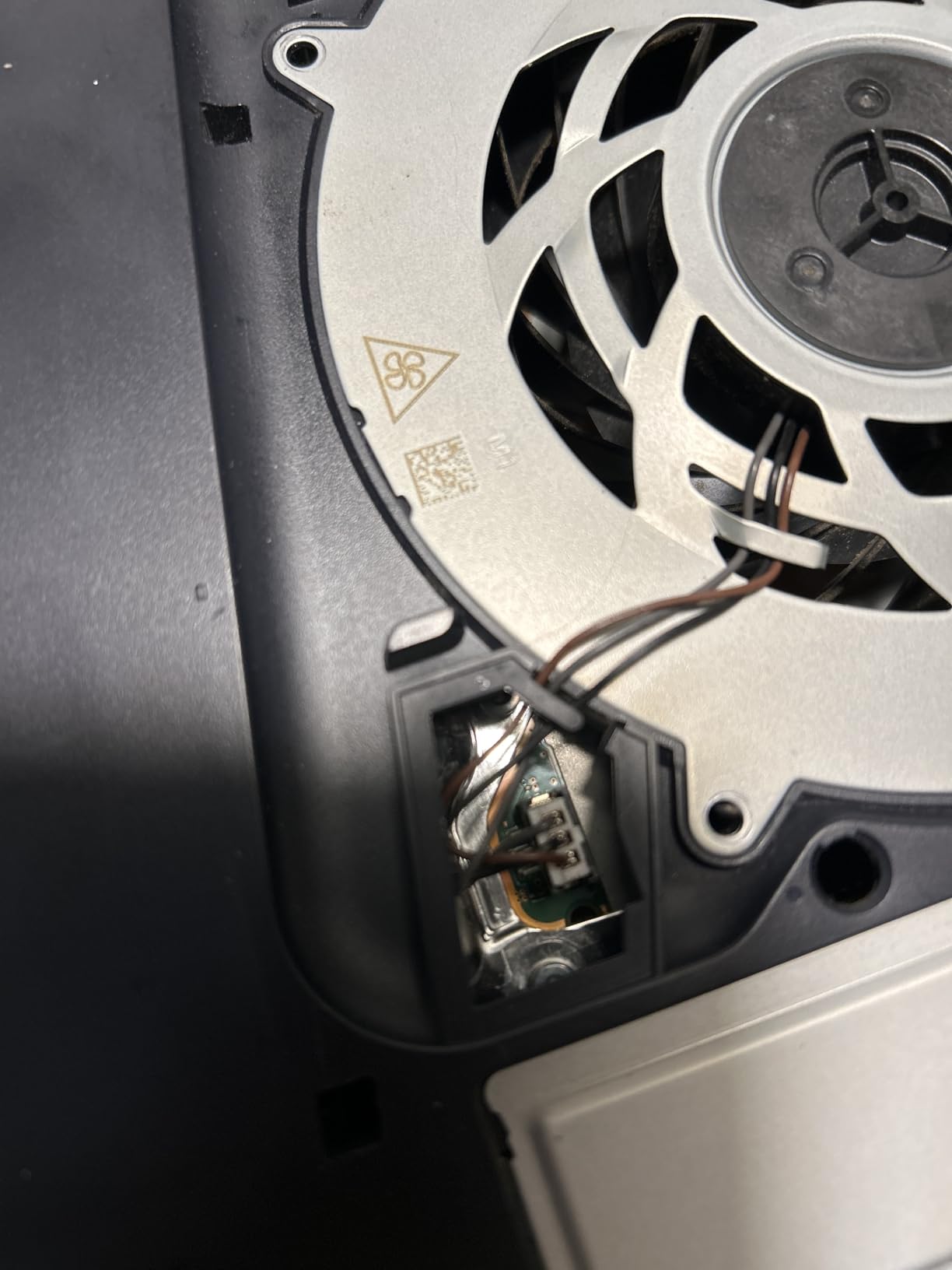 PS5 Slim Cooling Fan Replacement - 19-Blade Internal Quiet Cooler for PlayStation 5 Slim Console CFI-2000 CFI-2015 Cooling Fan G12E12MS1AH-56J14, 11541GS-12M-WB-01 customer photo 1