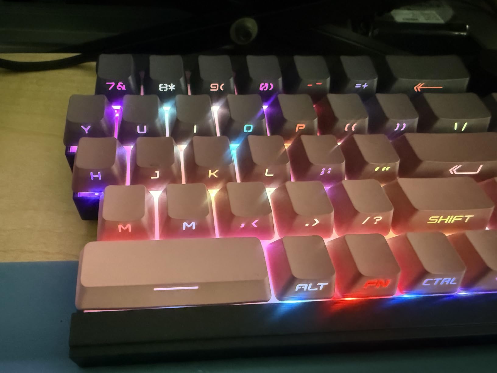 ZORNHER ST68 Wireless Ergonomic Split Mechanical Keyboard,65% Pink & Purple Creamy Thocky TKL Gaming Keyboard with Knob,Lighted Up PBT Keycaps,Cream Switches customer photo 2