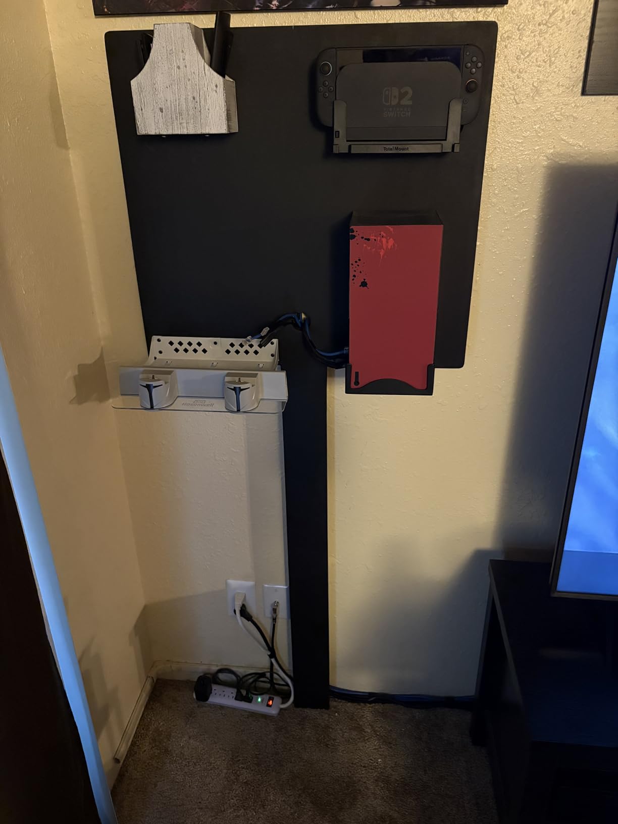 Wall Mount for Xbox Series X - Heavy-Duty Metal Console Holder with Ventilated Base and Silicone Pads - Space-Saving Xbox X Wall Bracket for Better Cooling and Easy Installation customer photo 1