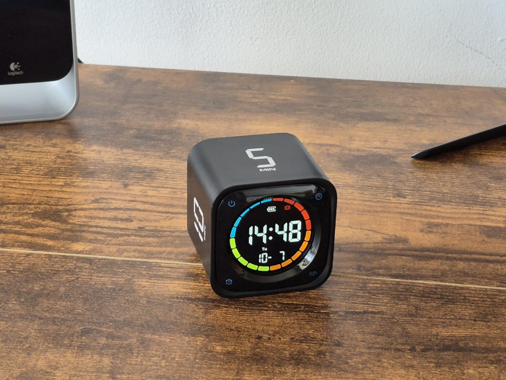 TK3 Pomodoro Timer Cube, Desk Productivity Timer with 5/10/30/60 Min Presets, Custom Countdown, Stopwatch, Clock, 3 Alarm, Silent, Vibrate & Sound Alert, for Task, ADHD, Study, Kitchen, Black customer photo 2