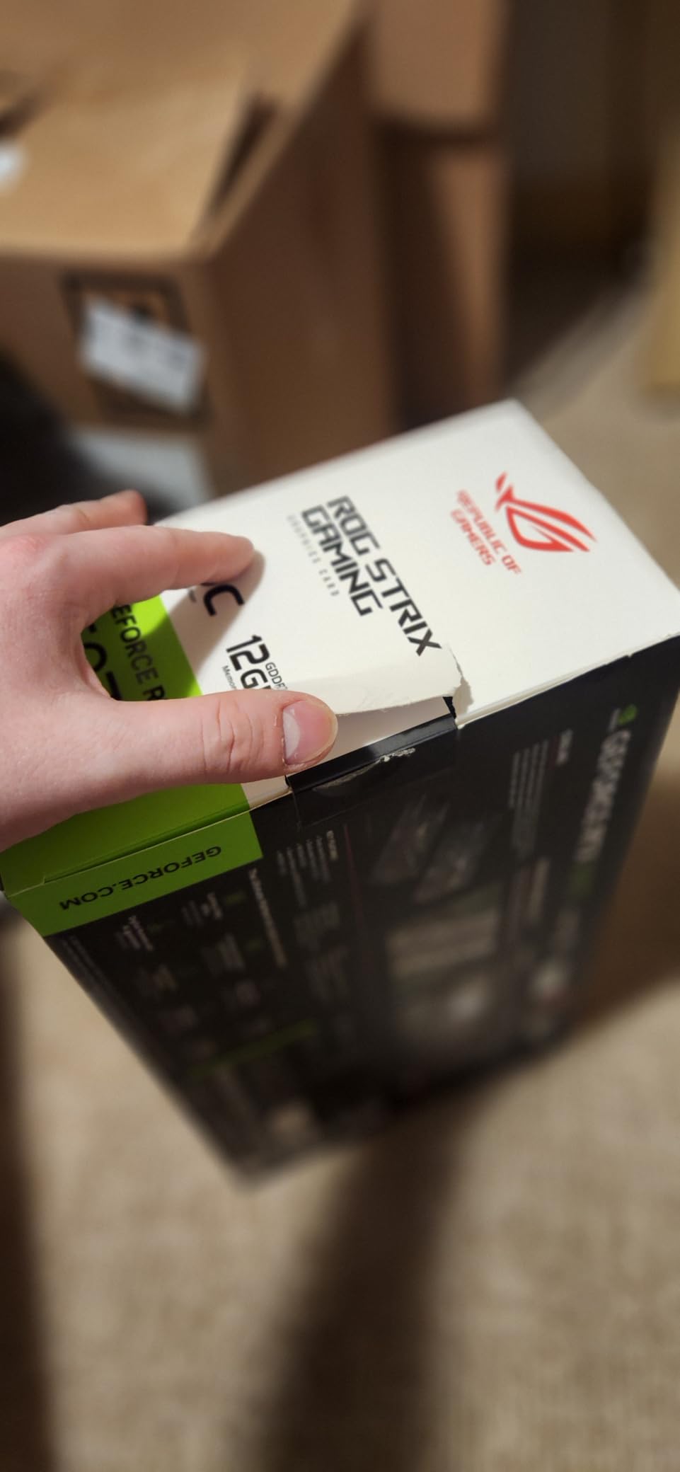 ASUS ROG Strix GeForce RTX 5070 OC Edition 12GB GDDR7 Graphics Card customer photo 2