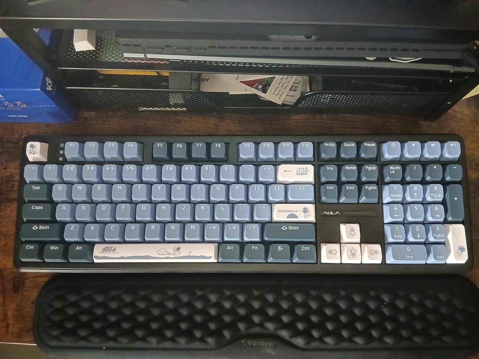 dagaladoo Matcha Green Frog Cute Keycap Set, PBT Custom Keyboard caps 60% 75% 100%, dye Sublimation, MOA Profile keycaps for Mechanical Keyboard, Compatible with ANSI/ISO, TKL, Full-Sized Layout customer photo 1