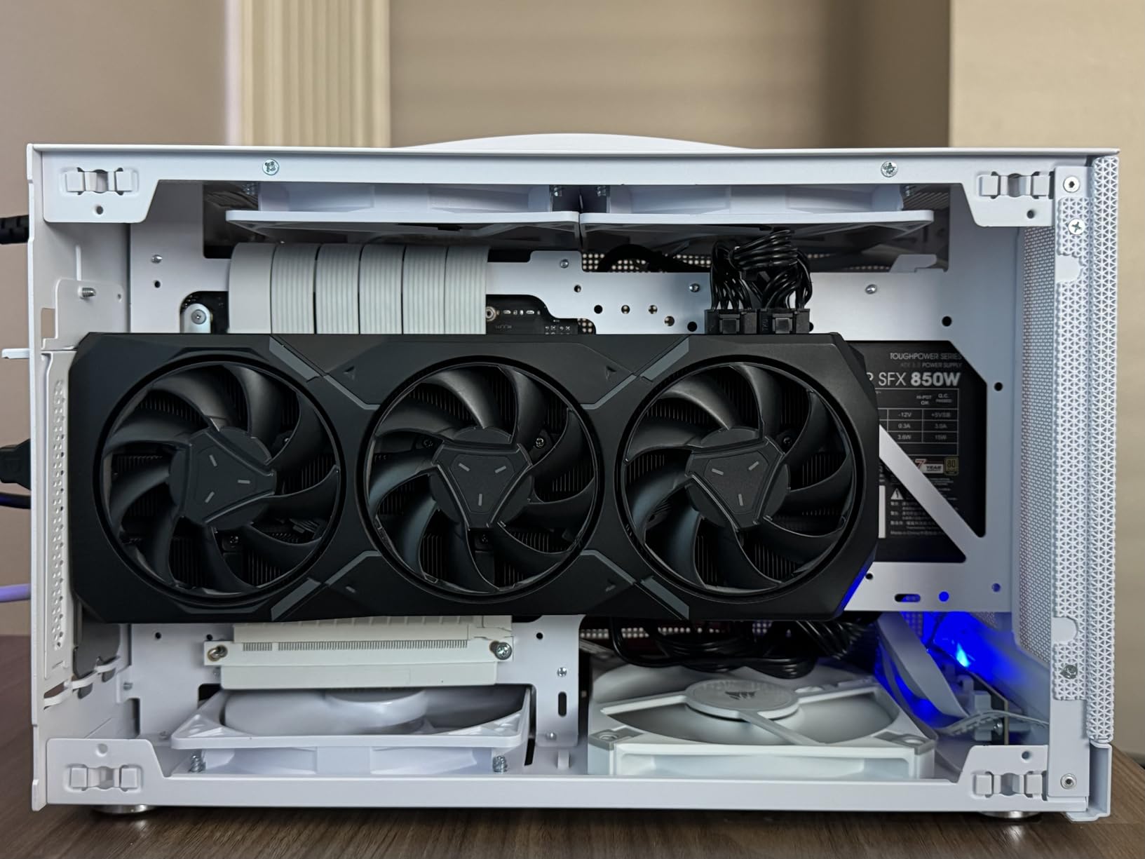 PCCOOLER CPS K101 Mini ITX PC Case, Mesh High Airflow SFF Chassis, Fits 340mm GPU, 3X 12015 Slim Fan Support, Ergonomic Handle, Tool-Free Side Panels, USB 3.0 & Type-C(Pcie Riser Cable Not Included) customer photo 2