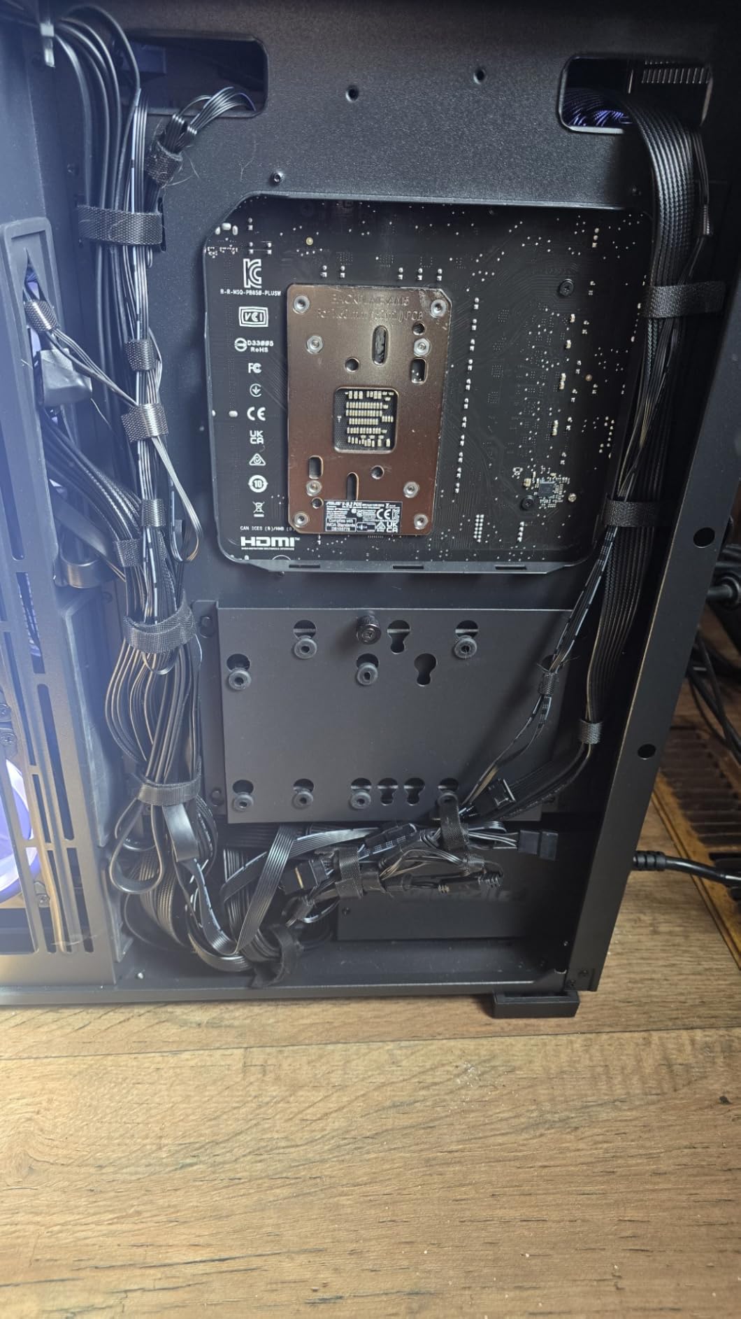 SAMA P1000 1000W Platinum Power Supply - Fully Modular ATX 3.1 PSU | PCIe 5.1 & 12V-2x6 Ready | 80 Plus & Cybenetics Platinum Efficiency | Zero RPM Low-Noise | Ultra Quiet 140mm FDB Fan - White customer photo 1