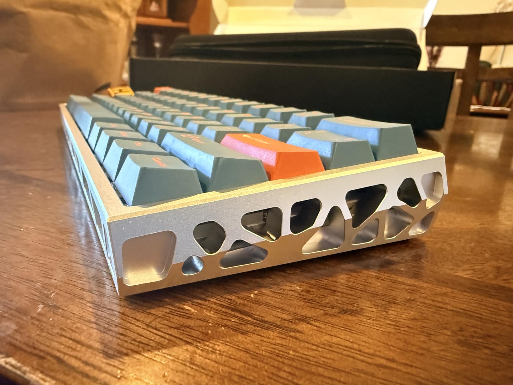 kutethy KY60 Hollow Out Aluminum Keyboard Case,60% Mechanical Keyboard Shell Custom Keyboard Barebones Compatible with Wooting60 Mad60 Win60 GH60 60HE (Black) customer photo 1