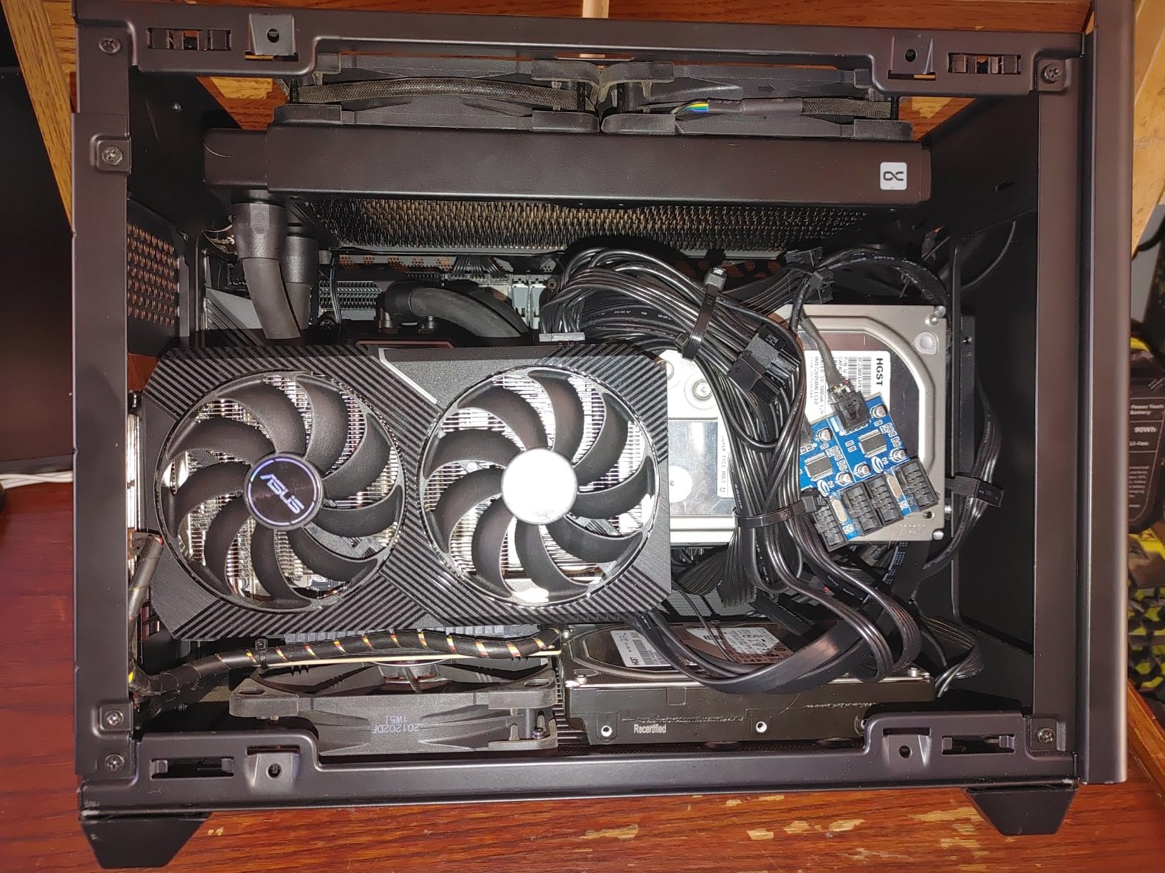 Cooler Master NR200P V3 Mini-ITX PC Case - Top-Mount 280mm Radiator Support, Vertical GPU Mount with Mesh Side Panel & Removable Backplate, PCIe 5.0 Riser Cable Included, Fits 130mm SFX PSUs customer photo 1