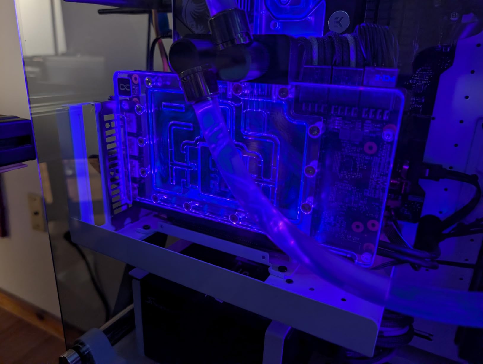 Alphacool Core RX 9070 XT TUF + Prime GPU Water Block with Backplate customer photo 2