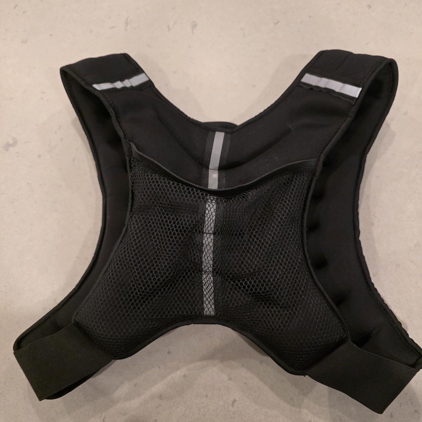 Renoj Weighted Vest for Women Men: Available in 6lb/8lb/10lb/11lb/12lb/14lb/16lb/20lb Fixed Weights for Walking, Running, Training, Exercise, Weight Loss - With Reflective Strips and Storage Pocket customer photo 1