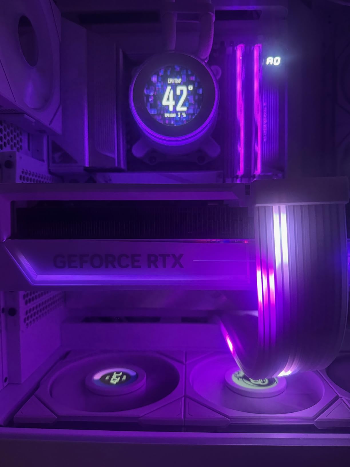 Gigabyte X870 AORUS Stealth ICE Reverse-Connect ATX Motherboard, Support AMD Socket AM5 Processors, DDR5, 16+2+2 Power Phase, 4X M.2, PCIe 5.0, USB4, WIFI7, 5GbE, PCIe EZ-Latch Plus, 5 Year Warranty customer photo 2