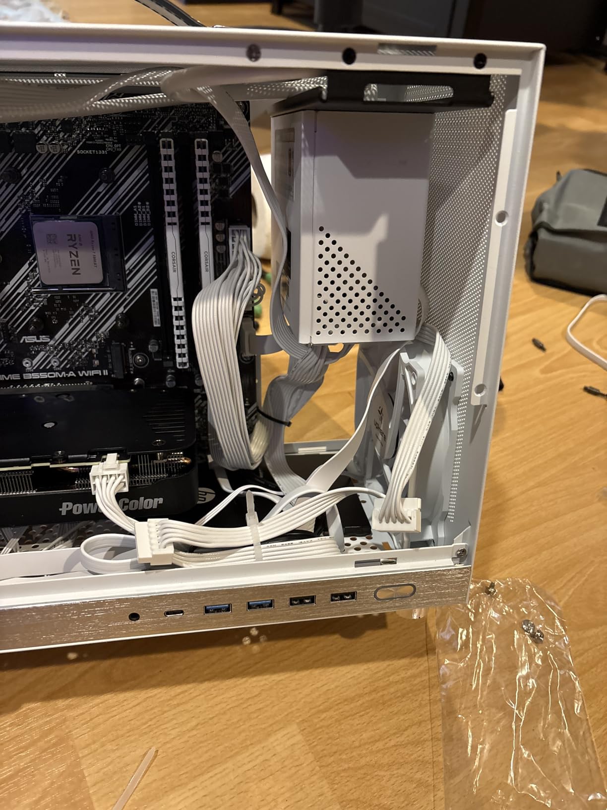 Shiny Snake G300 16.8L Micro-ATX Mesh Computer Case - ATX/SFX-L/SFX PSU, 340mm GPU, 240/280AIO Compatible, 164mm Air Cooler, High Compatibility Mini Desktop Case for Gaming PC Builds - Black customer photo 1
