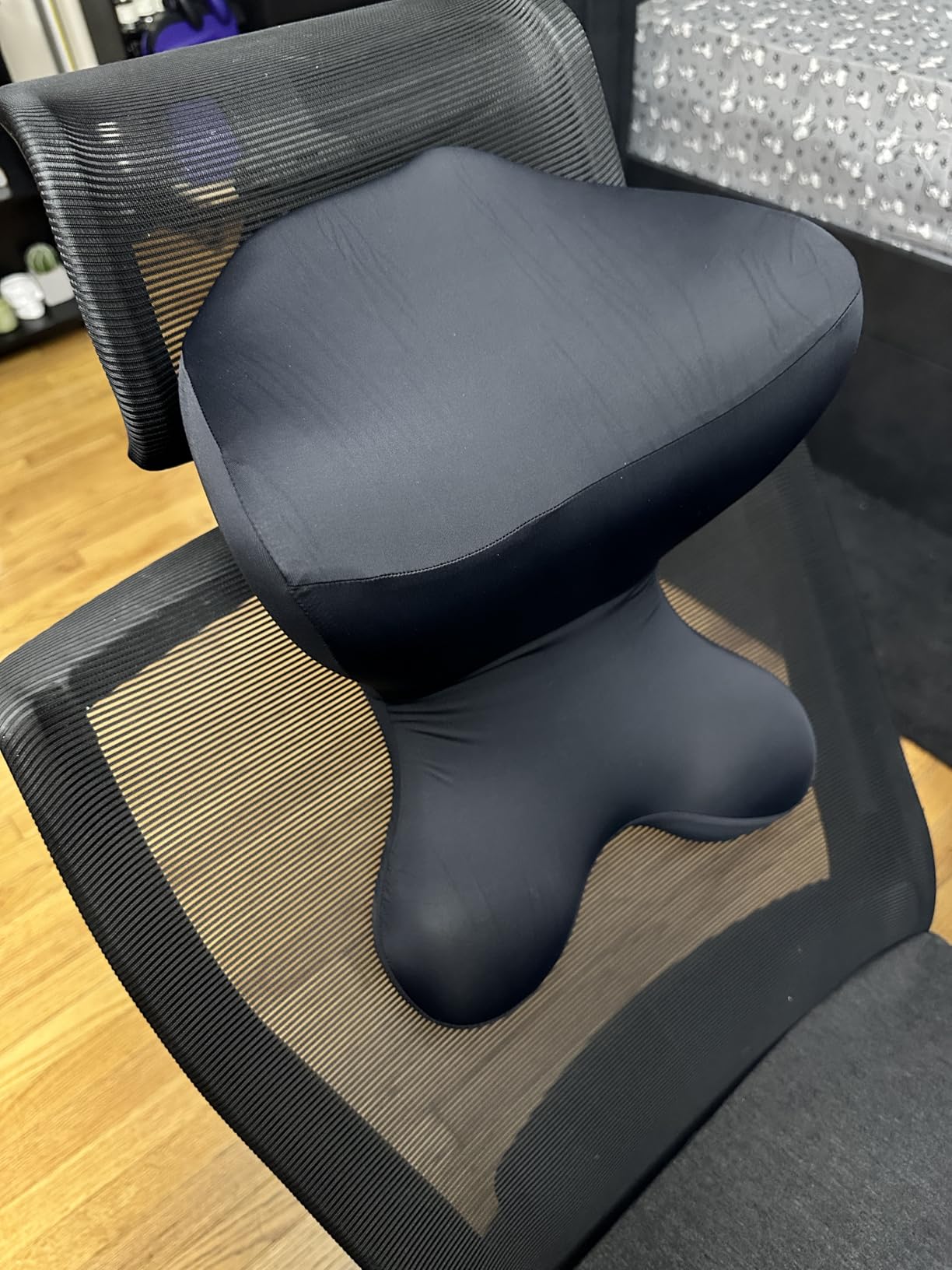 Car Headrest Pillow,Neck Support for Office Chair,100% Memory Foam Car Neck Pillow - Ergonomic Neck Support with Adjustable Double Strap, Breathable Comfort for Car, Gaming & Office Chairs customer photo 1