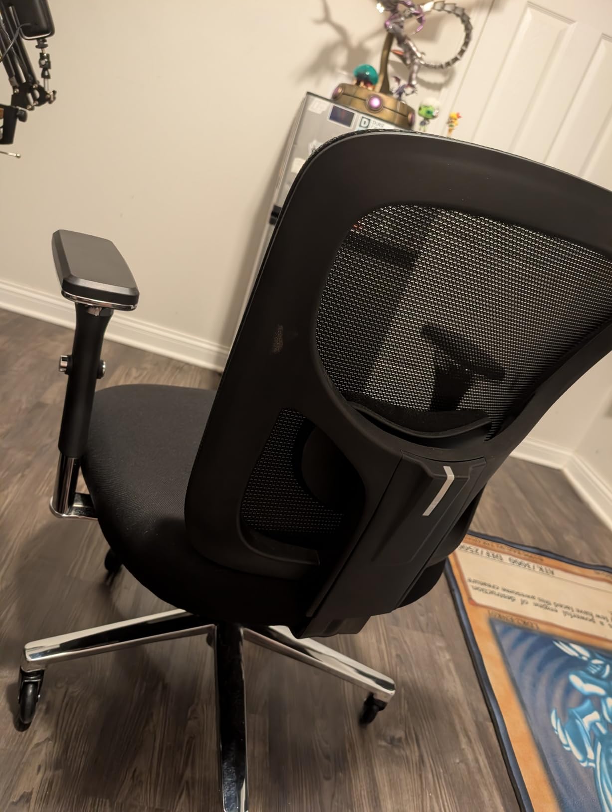 Sweetcrispy Big and Tall Office Desk Chair with Lumbar Support, 500lbs Heavy Duty Mesh Ergonomic Computer Chair with 4D Armrest and Wide Comfy Seat, Wheels for Adult, Black customer photo 1
