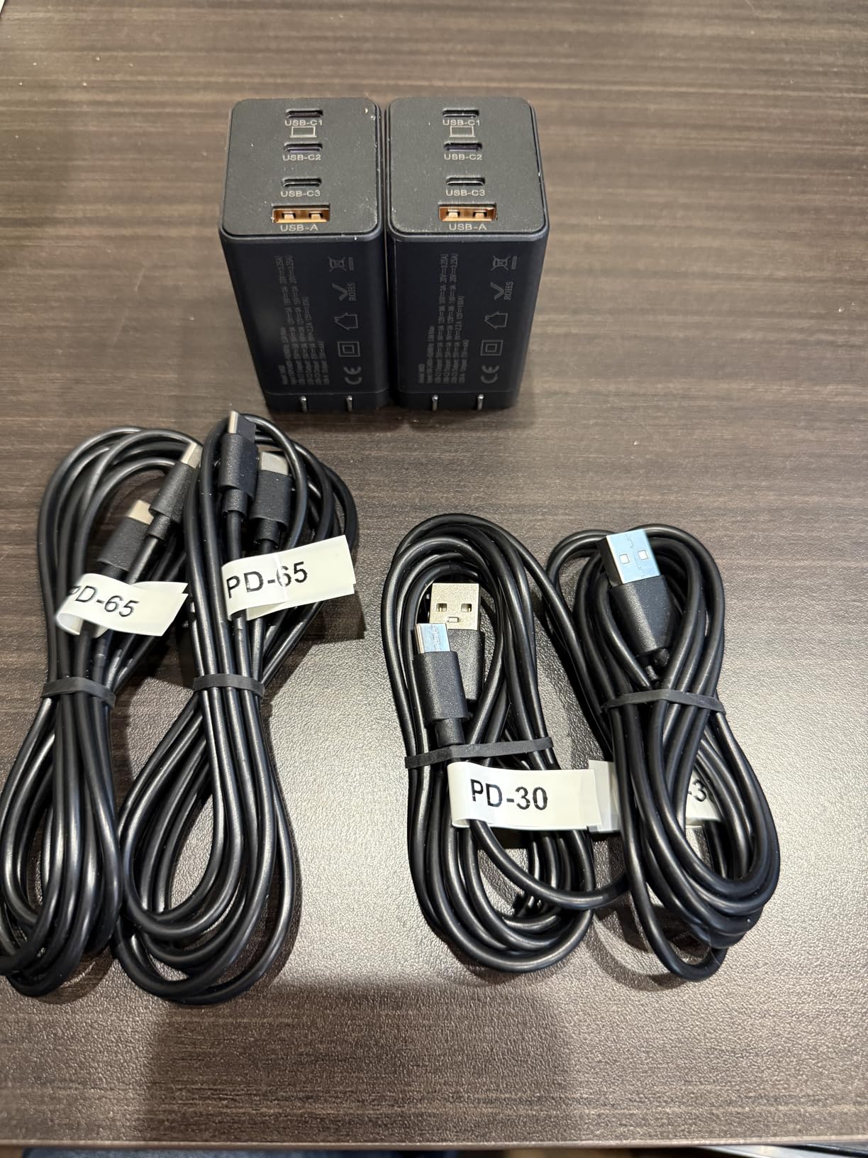 2 Pack 200W USB C Charger Block, Foldable 4-Port GaN5 Fast Type C Charging Block, Dual 65W Laptop Super Fast Charger USB C, Adapter for MacBook Pro/Air, iPad Pro, iPhone 17/16/15Pro, S25/S24 and More customer photo 2
