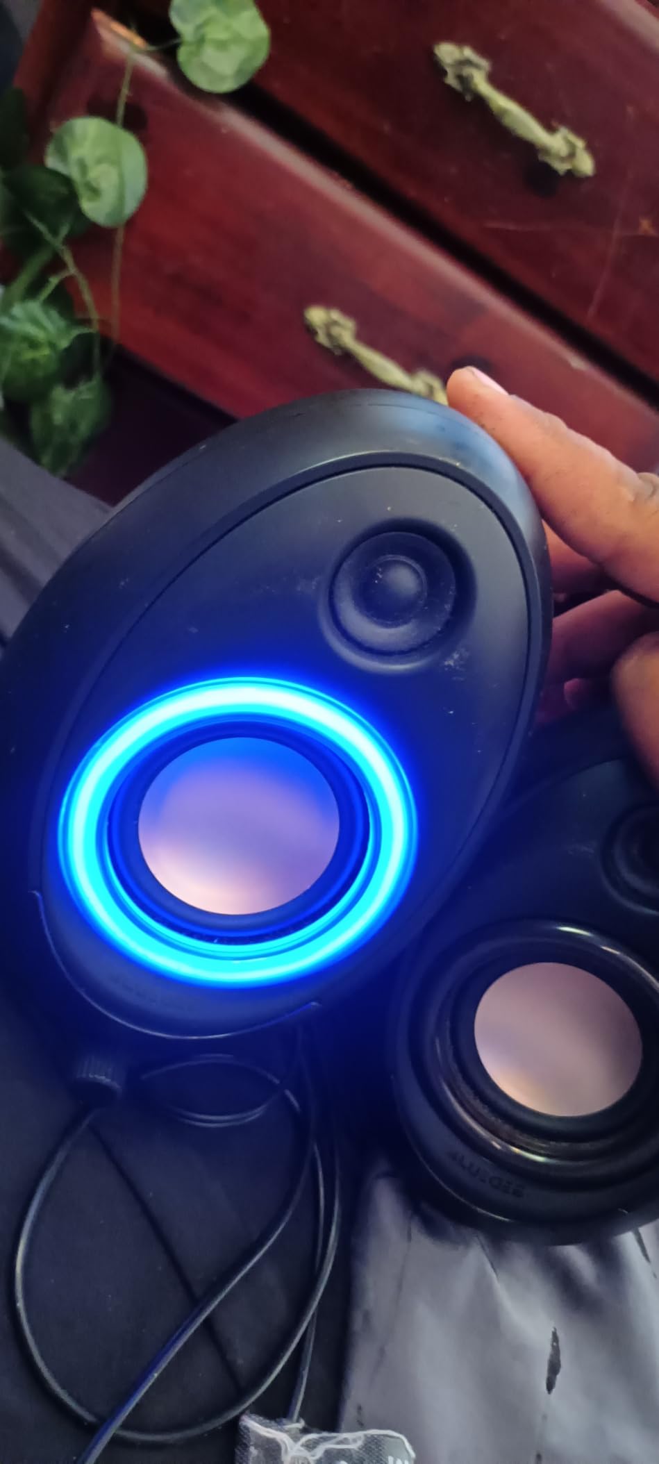 Bluedee Computer Speakers for Desktop PC, 20W Peak Power Bluetooth 5.4 USB/USB-C Powered PC Speakers with RGB Glow, Plug & Play Clear Stereo Sound with Enhanced Bass for Desktop, Laptop & Home Office customer photo 1