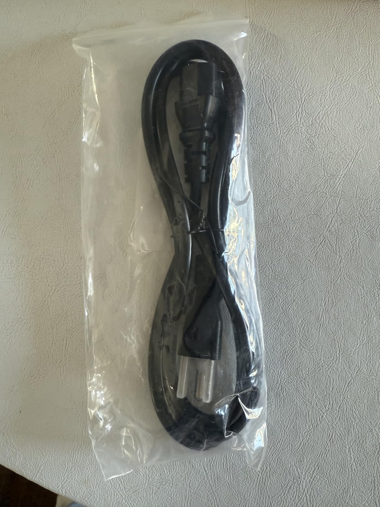 HHZ 300W Laptop Charger Compatible with Lenovo Legion 7 7i 5i 5Pro Laptop,AC Adapter Compatible with Lenovo Legion R7000P R9000P R9000K Y9000K Y9000X Gaming Laptop Power Supply Cord ADL300SLC3A customer photo 2