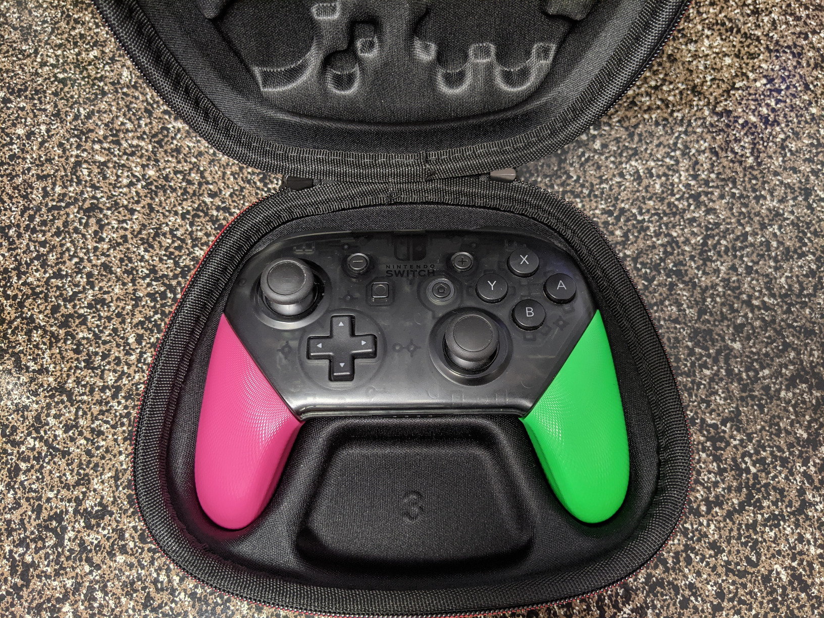 sisma Protective Case Compatible with Nintendo Switch 2 Pro Controller, Hard Shell Original Switch Controller Protection Travel Storage Case Portable Carrying Bag, Armygreen customer photo 2