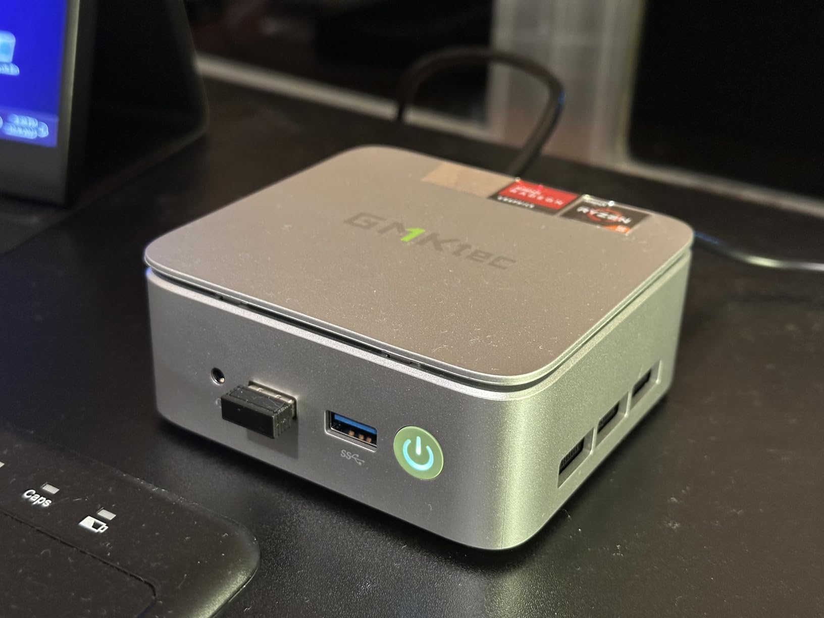 GMKtec Mini PC Ryzen 5 3500U (Beats N150/N97), 16GB RAM 512 SSD, 2.5GbE LAN Desktop Computer Office Home Business HTPC Proxmox, Triple 4K Display, HDMI 2.1, WiFi, BT, USB-C, DP customer photo 2