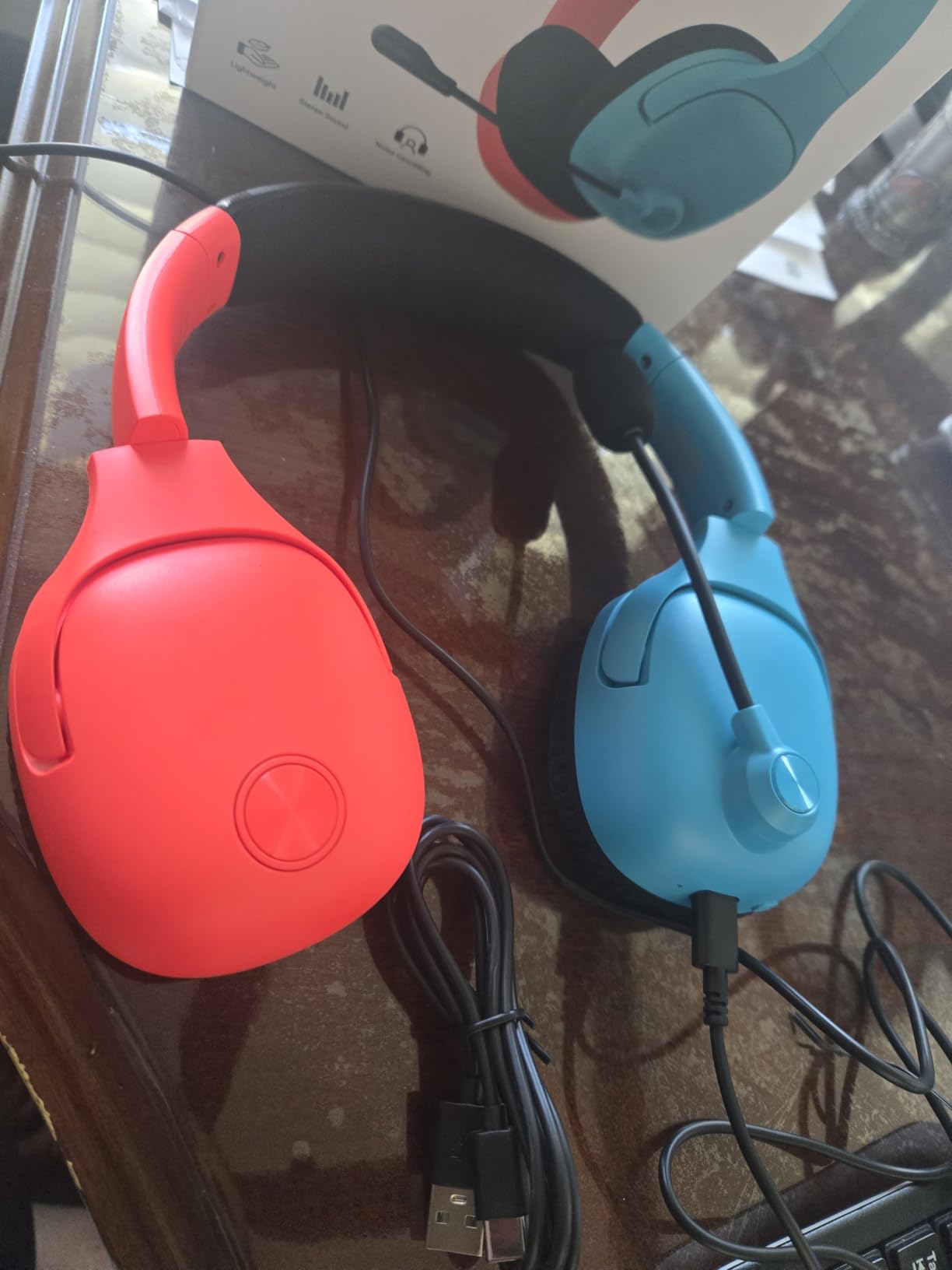 Wireless Gaming Headset for Nintendo Switch/Lite/OLED, Wireless Gaming Headphones with Mic for Nintendo Switch 2/Fortnite/Sports - Red/Blue customer photo 2