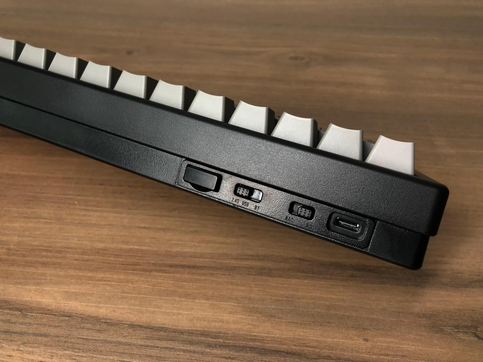 BOYI GMK67Pro Keyboard Barebones Kit,QMK/VIA Programmable BT5.0/2.4G/Type-C Tri-Mode Wireless RGB Gasket Mounted 65% Mini Custom RGB Mechanical Keyboard with Knob DIY Kit(Black) customer photo 2
