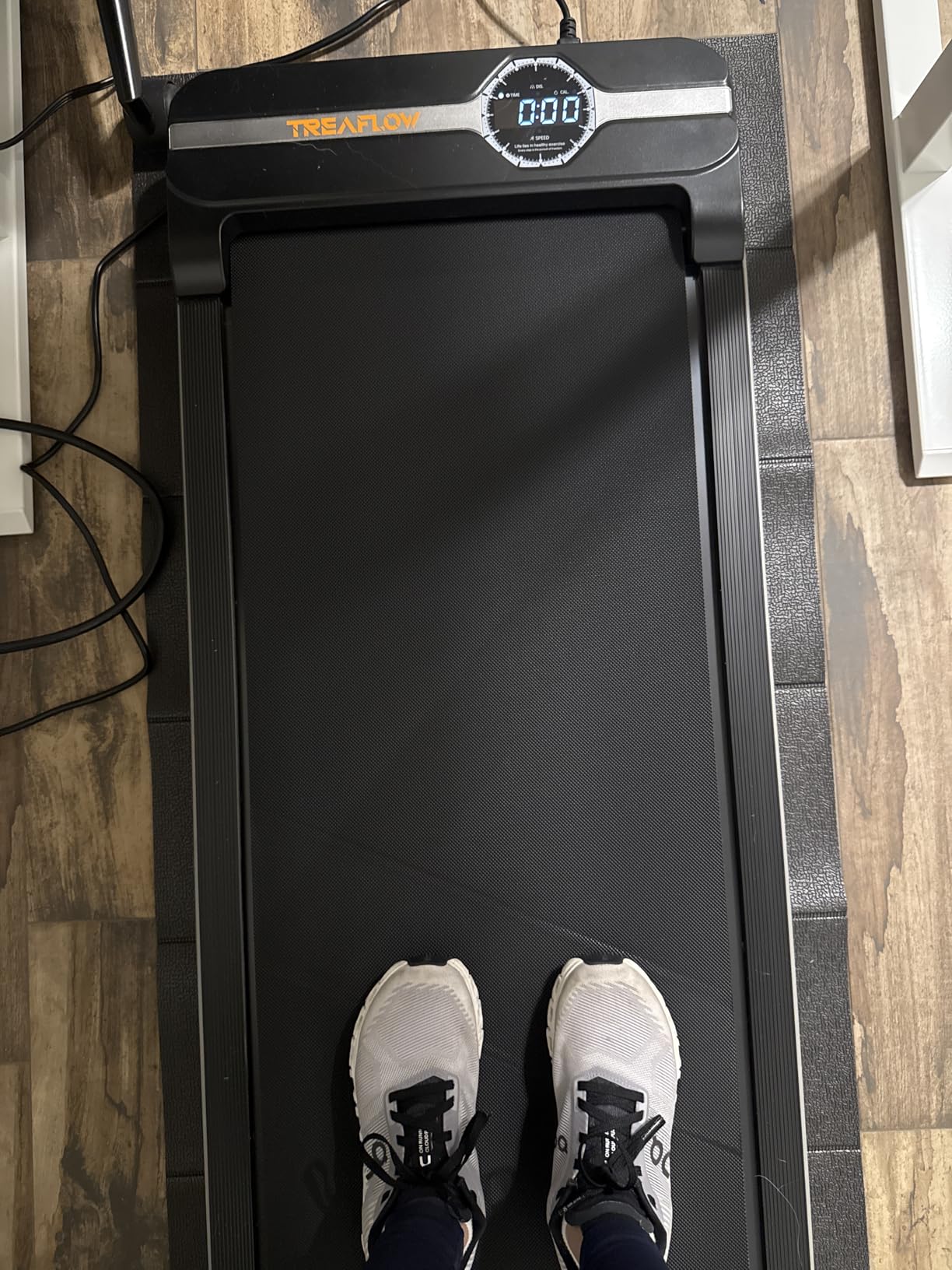 Walking Pad Portable Under Desk Treadmill with Incline 2.5HP for Home Office 265 lbs Capacity Remote Control LED customer photo 1