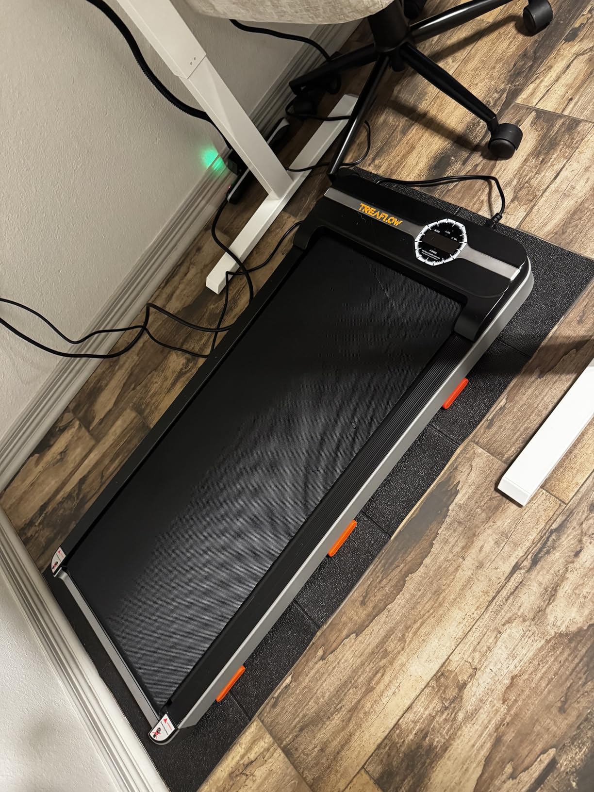 Walking Pad Portable Under Desk Treadmill with Incline 2.5HP for Home Office 265 lbs Capacity Remote Control LED customer photo 2