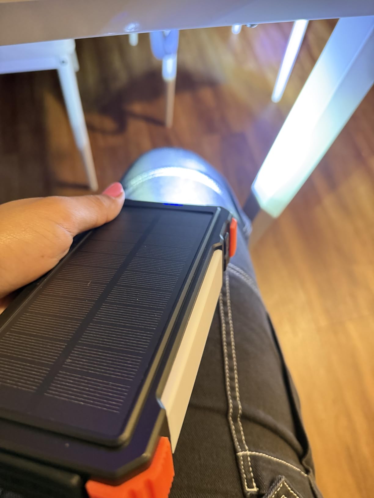 BLAVOR Solar Power Bank with Hand Crank and 4 Cables, 20000mAh Wireless Portable Charger with USB C & Camping Light, 20W Fast Charging Battery Pack for iPhone, iPad, Samsung, All Mobile Phones customer photo 2