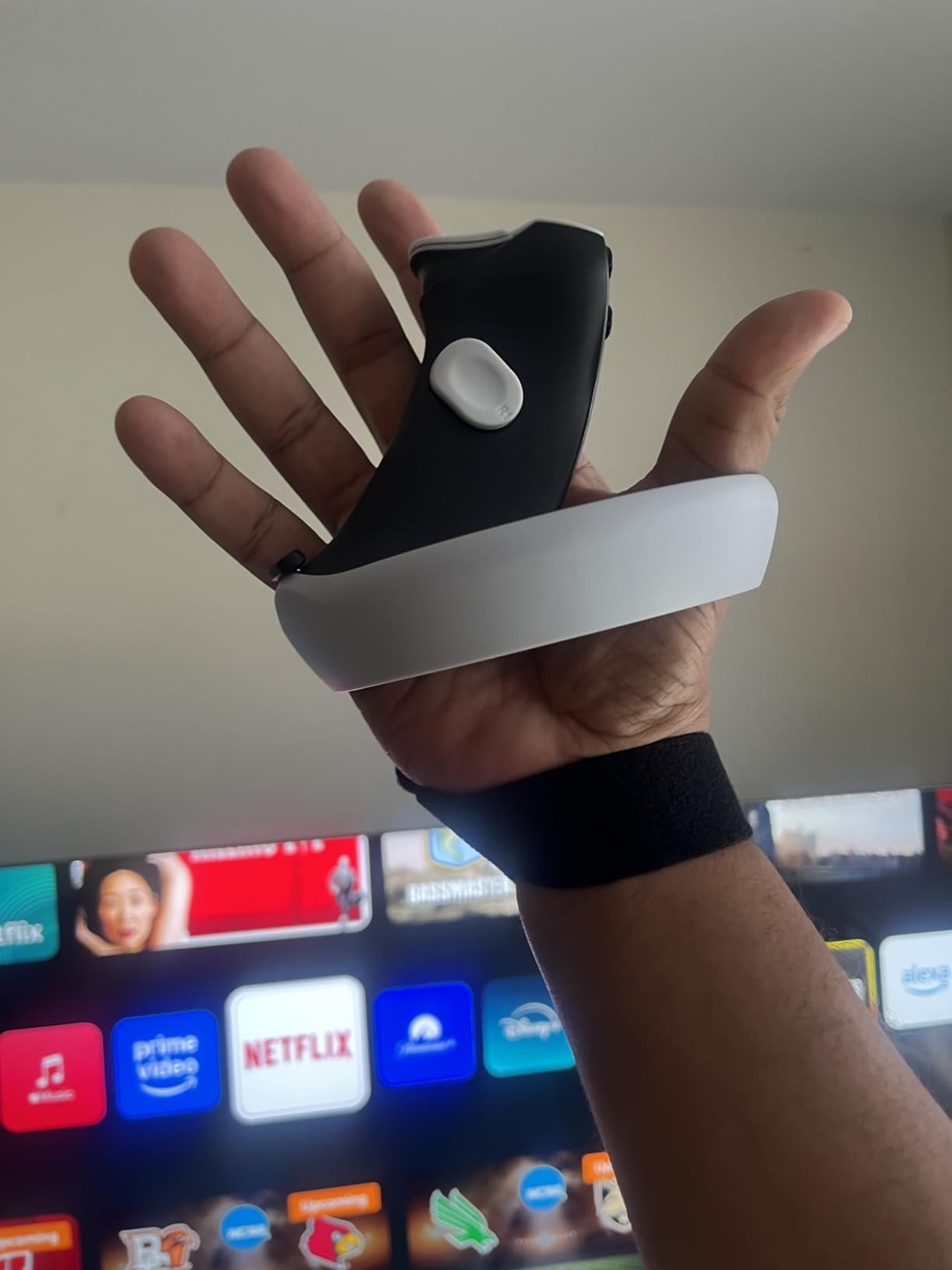 Globular Cluster CGP2 Controller Grips Compatible with PSVR2 Controller -Release Your Hands-Enjoy VR Gaming More. customer photo 1