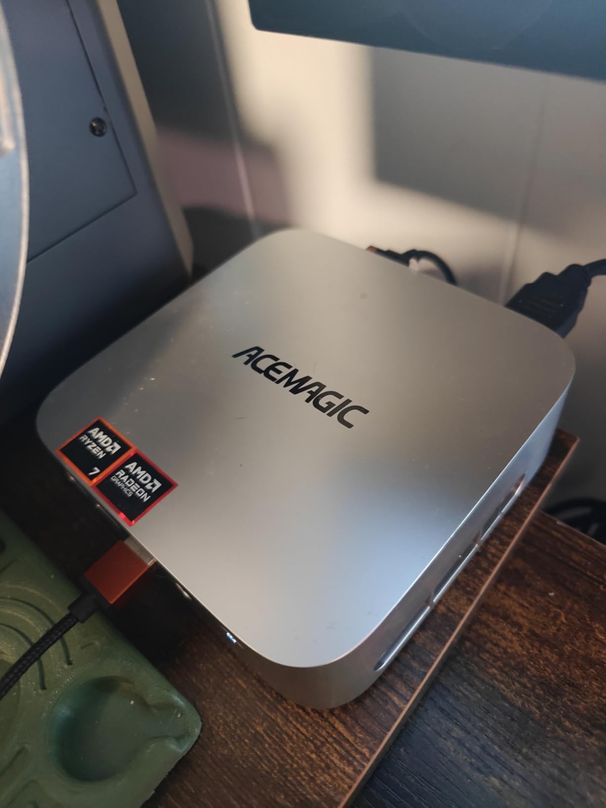 ACEMAGICIAN M1 Mini PC AMD Ryzen 7 7735HS 24GB LPDDR5 512GB PCle SSD Mini Computers(8C/16T, up to 4.75GHz), Windows 11 Pro Radeon 680M 4K Triple Display Desktop Computer 3.2Type-C/LAN 2.5G/BT5.2/WiFi6 customer photo 1