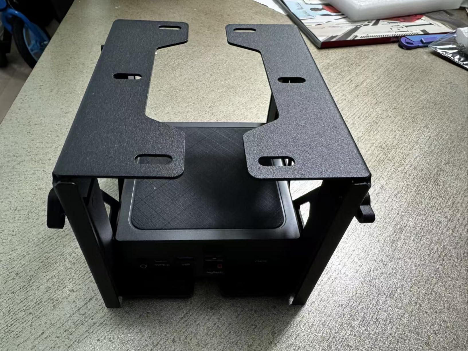 PUTORSEN Under Desk Mini PC Mount NAS Mount Bracket Holder, Height and Width Adjustable CPU Holder for Mac mini Desktop Computer, Mini PC, Small Form Factor Desktop Tower customer photo 1