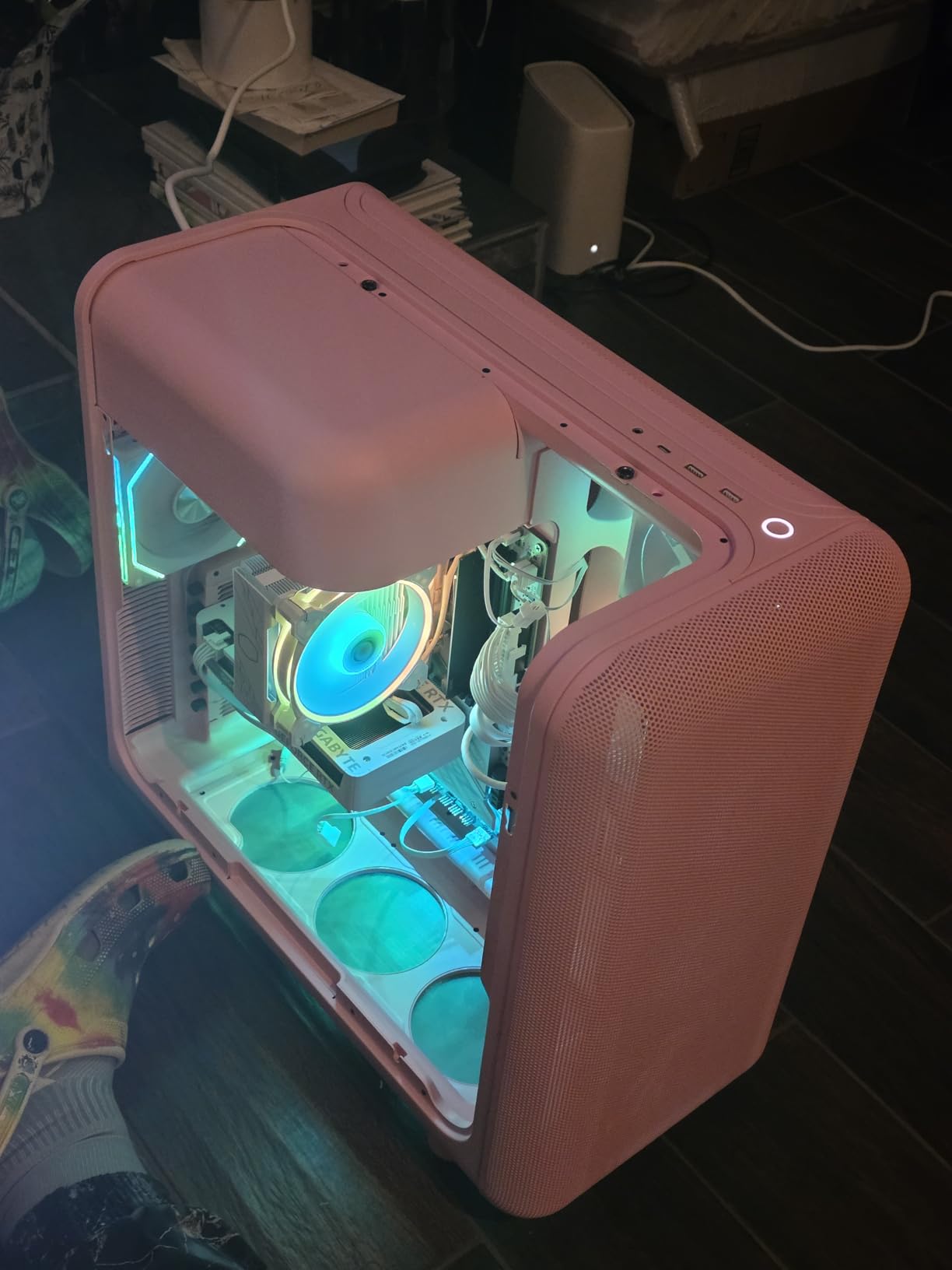 HYTE X50 - Modern Performance ATX Mid-Tower Gaming PC Case - Optimized High Airflow Chassis - Thick, Curved, Laminated Acoustic Glass - Micro Mesh Panel w Sturdy Stamped Steel - Strawberry Milk (Pink) customer photo 1