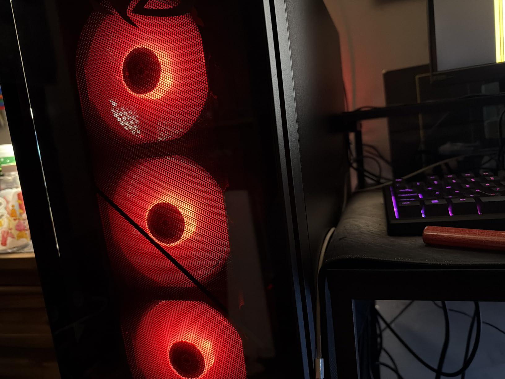 ASUS ROG G700 (2025) Gaming Desktop PC, Intel® Core™ Ultra 7 265KF Processor, NVIDIA® GeForce RTX™ 5070, 1TB M.2 NVMe™ PCIe® 4 SSD, 32GB DDR5 RAM, Windows 11 Home, G700TF-MS776 customer photo 1