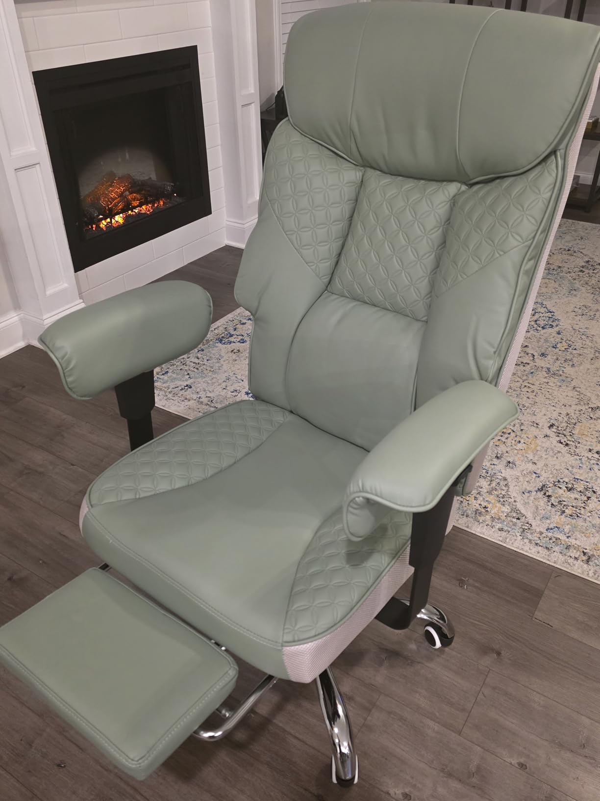 GTPLAYER Big and Tall Office Chair 400LBS Wide Ergonomic Gaming Chair with Deluxe Embossing Designed Leather with Foot Rest,150 Degree Reclining Adjustable Soft Armrests Pocket Spring Back Support and Pillow customer photo 2
