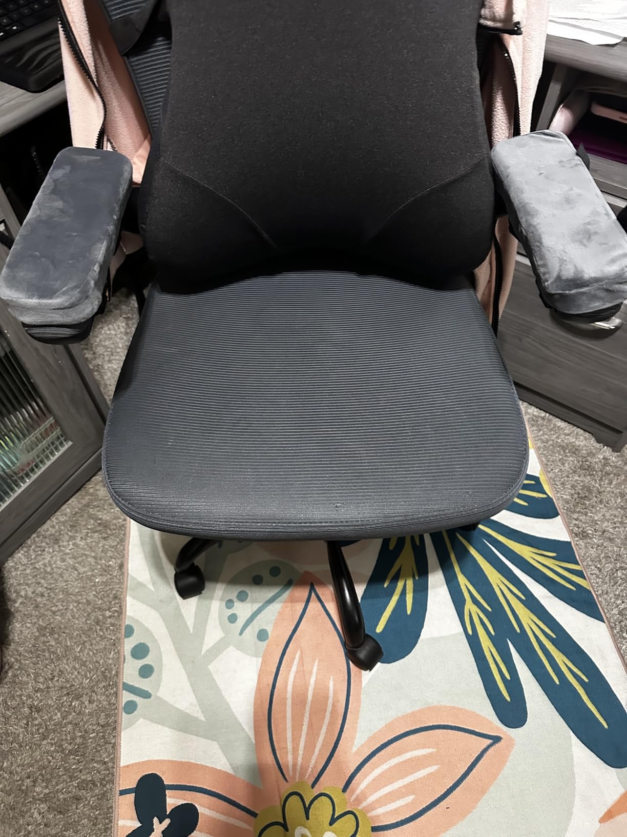 Smiry Ergonomic Office Chair Armrest Pads, Memory Foam Arm Rest Covers, Non-Slip Armrest Cushion with Adjustable Buckles and Straps, Elbow Relief for Desk, Gaming & Wheelchair (Black, Set of 2) customer photo 2