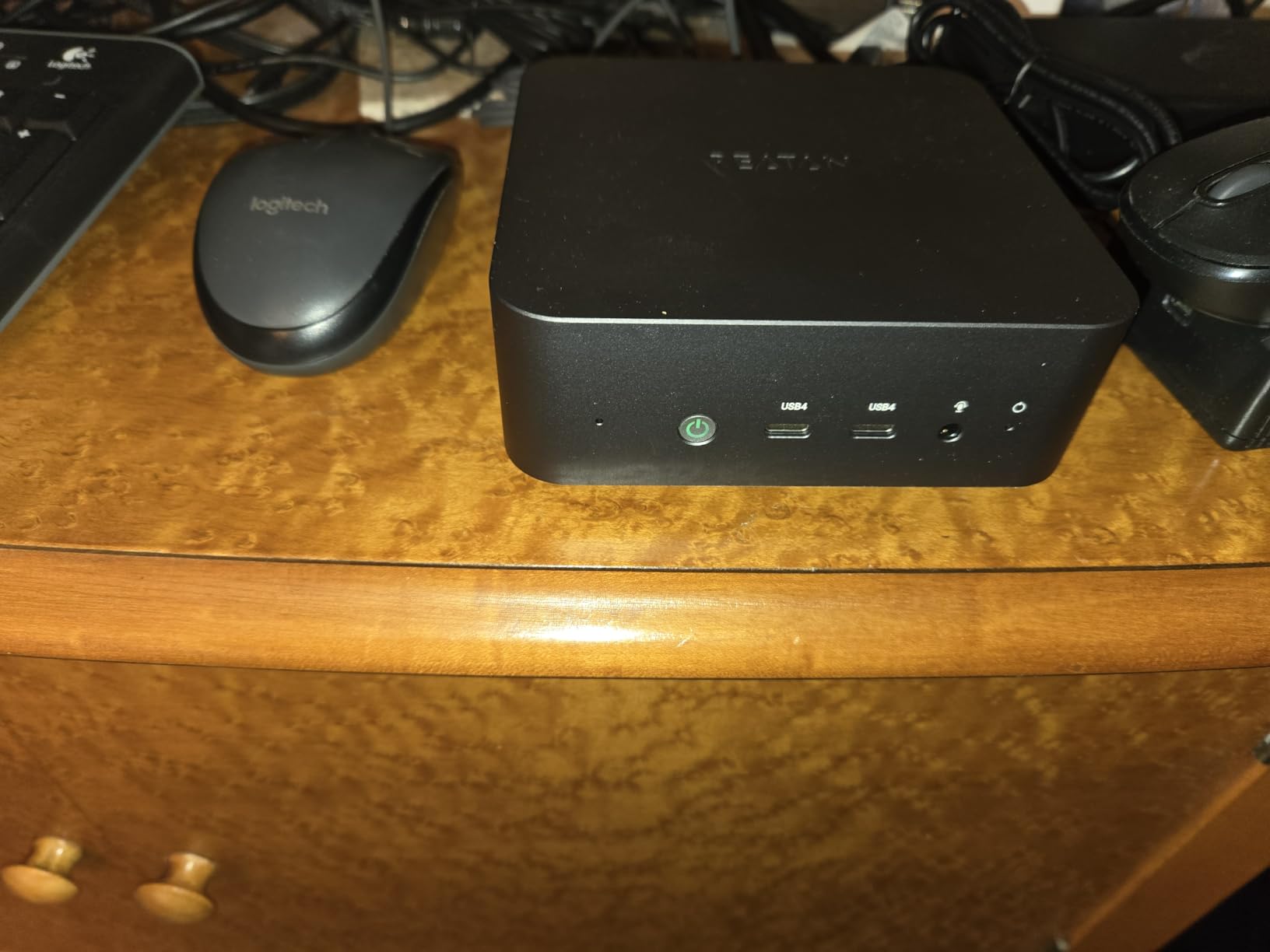 Reatan X7 AI Oculink Gaming Mini PC AMD Ryzen 7 255(Upgraded 8745HS), Barebone Mini PC(NO OS/RAM/SSD), Desktop Mini Computers Radeon 780M Graphics, 2.5G LAN/HDMI 2.1/2 * 8K USB 4.0/Wi-Fi 7/BT5.4 customer photo 1