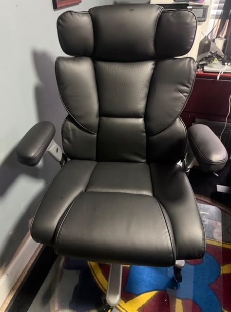 FLEXISPOT 600lbs Big and Tall Office Chair for Heavy People, Heavy Duty Computer Desk Chair with Dynamic Lumbar Support 2D Armrest Blade Wheels, Chairs for Home Office Gaming Working, Leather, Black customer photo 2