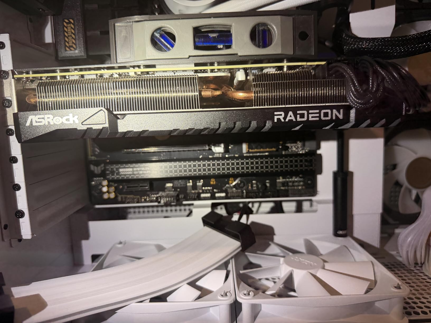 acer GPU Support Bracket, GPU Sag Bracket, Graphics Card GPU Stand with Magnet & Non-Slip Base, Video Card Holder (M, 50-80mm) customer photo 2