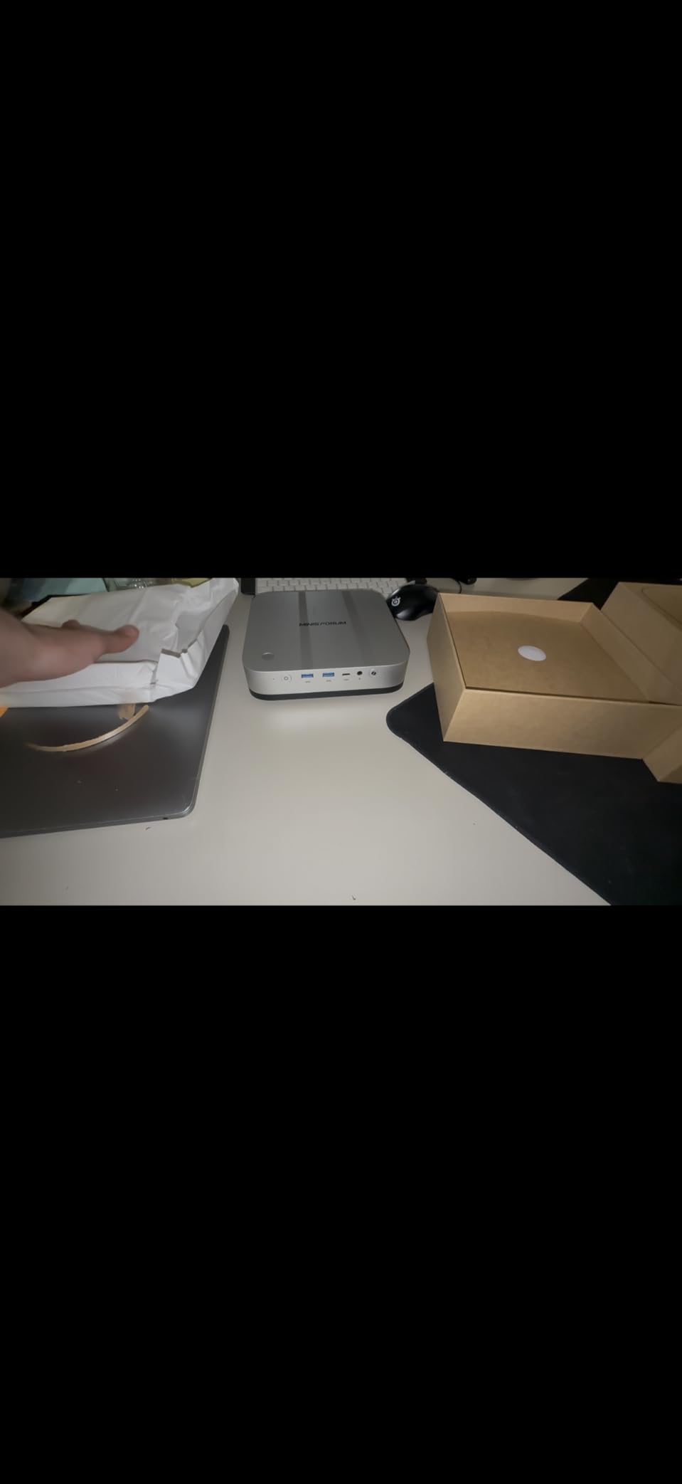 MINISFORUM AI X1 Pro-370 Mini PC AMD Ryzen AI 9 HX 370 Barebone Without RAM/SSD/OS Desktop Computer, HDMI|DP|2xUSB4 Output, 2xRJ45 Port, WiFi7, BT5.4, AMD Radeon 890M Graphics, Copilot Support AI PC customer photo 2
