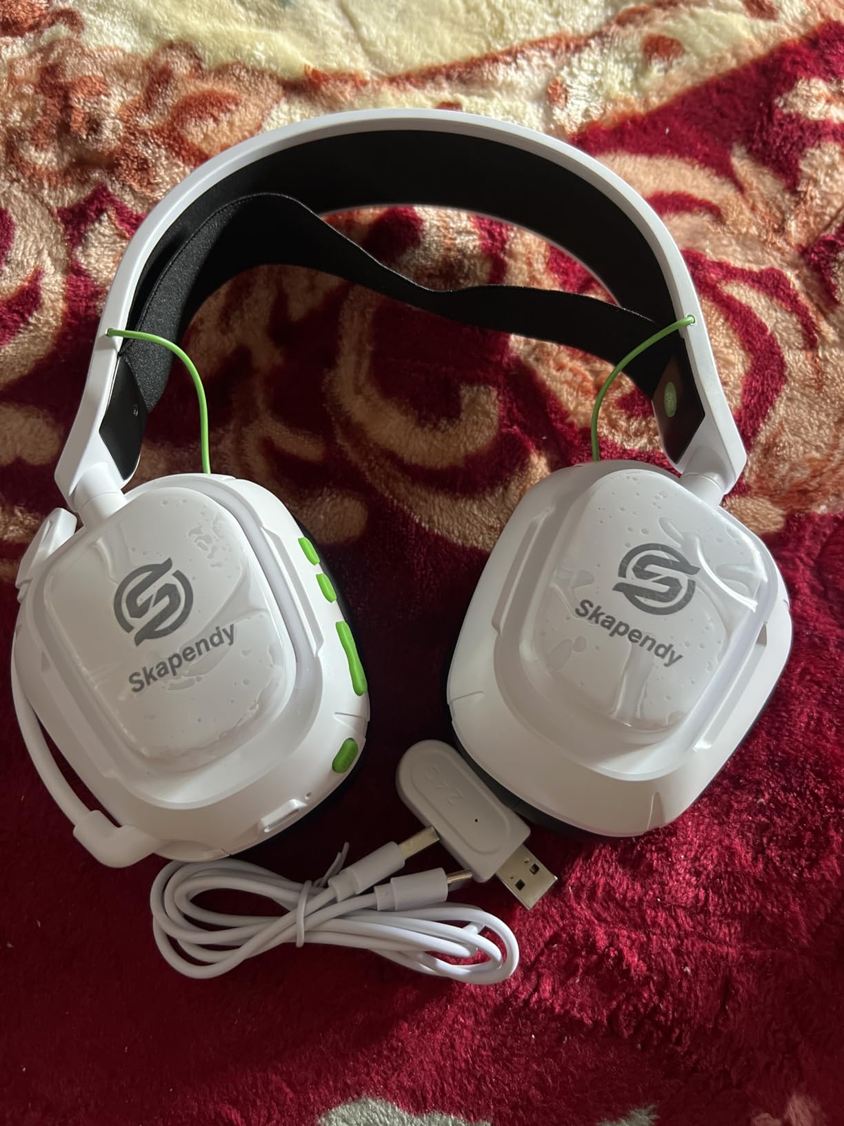 2.4GHz Wireless Gaming Headset for PC, PS5, PS4, Switch & Mac, Bluetooth Headset with Noise Canceling Microphone, Low-Latency Stereo Audio, 50mm Drivers, Up to 50H Battery, Over-Ear Design customer photo 2