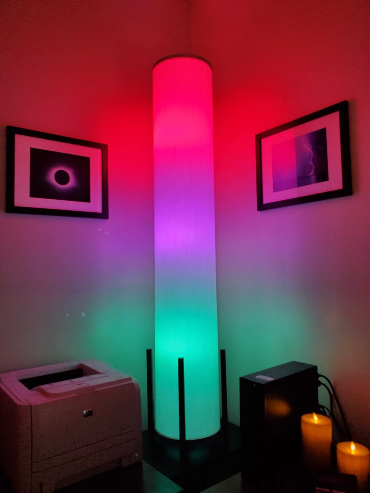 Philips Hue A19 LED Smart Light Bulb - White and Color Ambiance - 60W Indoor Light Bulb - Control with Hue App - Compatible with Alexa, Google Assistant and Apple Homekit - 6 Pack customer photo 1