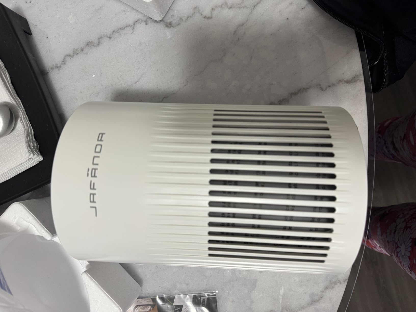 Jafända Air Purifers for Home, Hepa Air Purifier for Bedroom, Air Cleaner for Pet Dander, Quiet Sleep Mode, Portable Air Purifier for Office, Odor, Dust, Smoke (White) customer photo 1