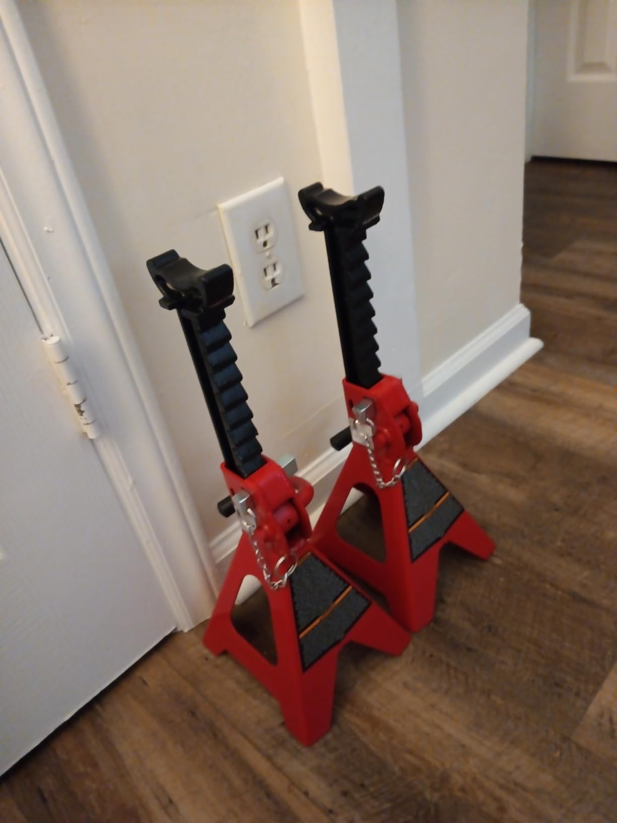 BIG RED T42002A Torin Steel Jack Stands: Double Locking, 2 Ton (4,000 lb) Capacity, Red, 1 Pair customer photo 1
