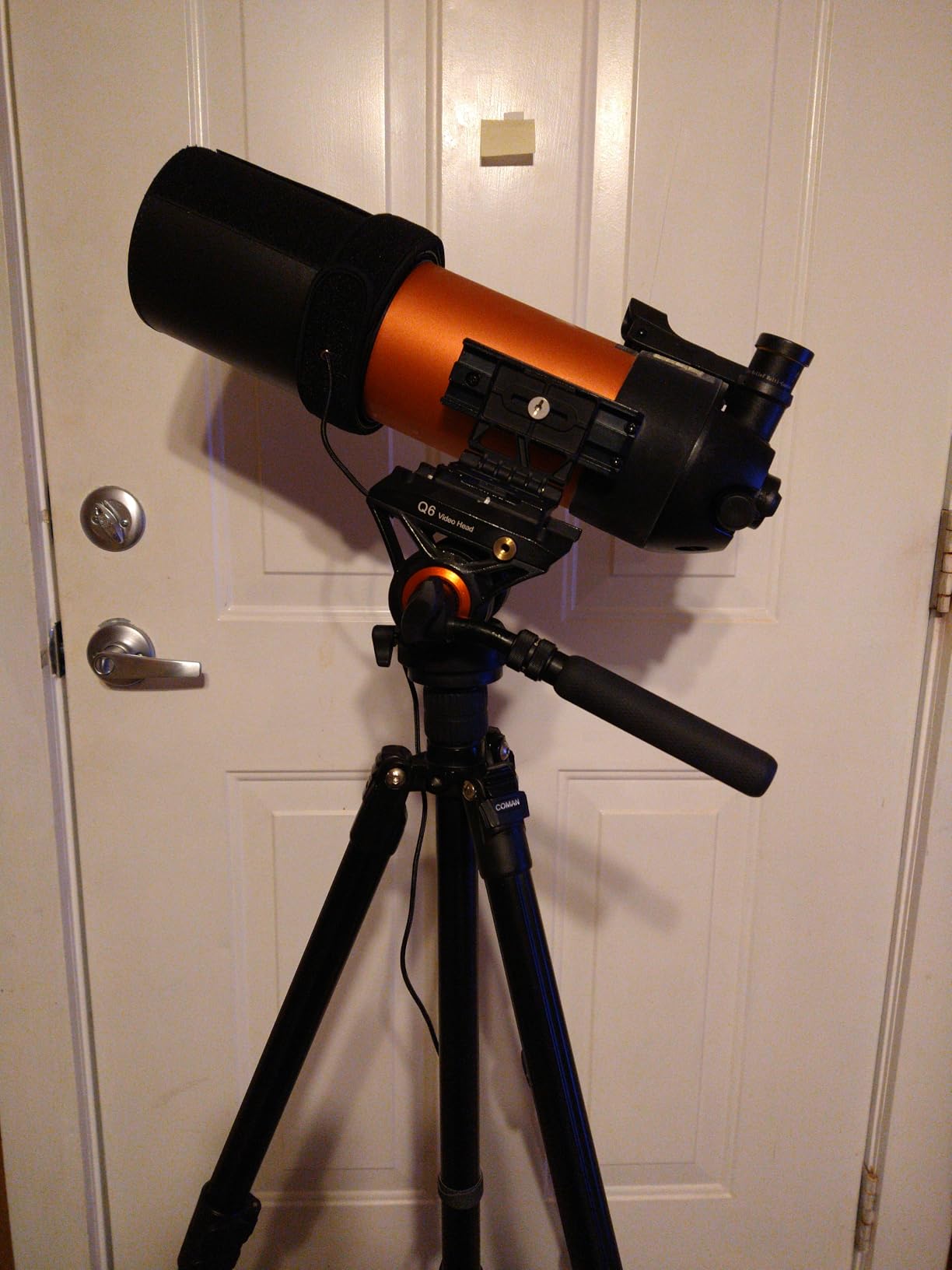 Celestron NexStar 4SE Computerized Telescope - 4-Inch Maksutov-Cassegrain Optical Tube - Fully Automated GoTo Mount with SkyAlign - 40,000+ Object Database customer photo 2