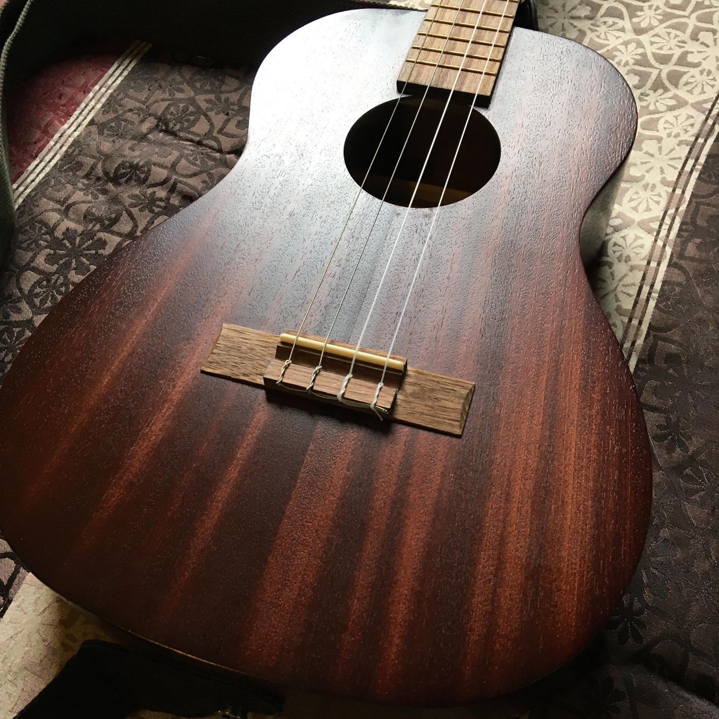 Kala KA-MK-B Makala Baritone Ukulele customer photo 1