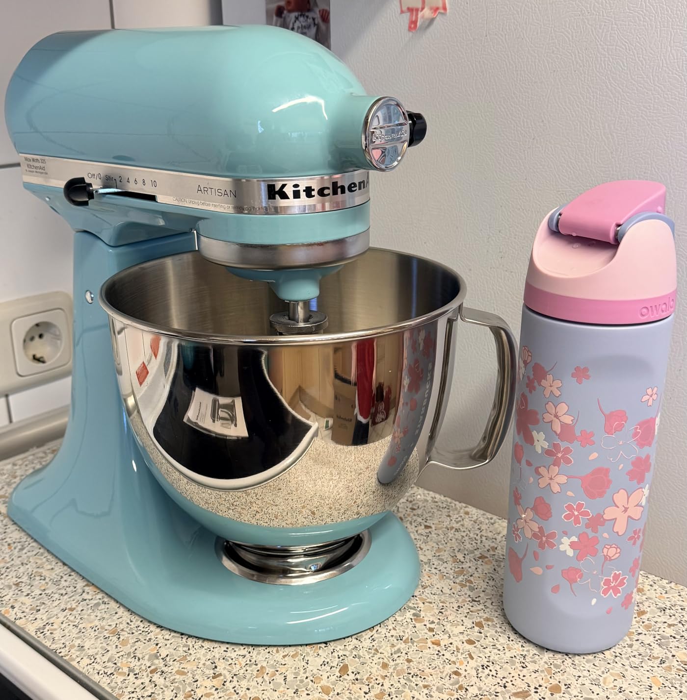 Artisan Series 5 Quart Tilt Head Stand Mixer with Pouring Shield KSM150PS, Contour Silver, Zinc customer photo 1