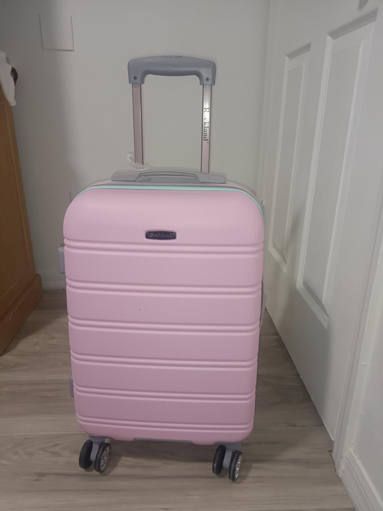 Rockland Melbourne Hardside Expandable Spinner Wheel Luggage, Purple, Carry-On 20 inches customer photo 2