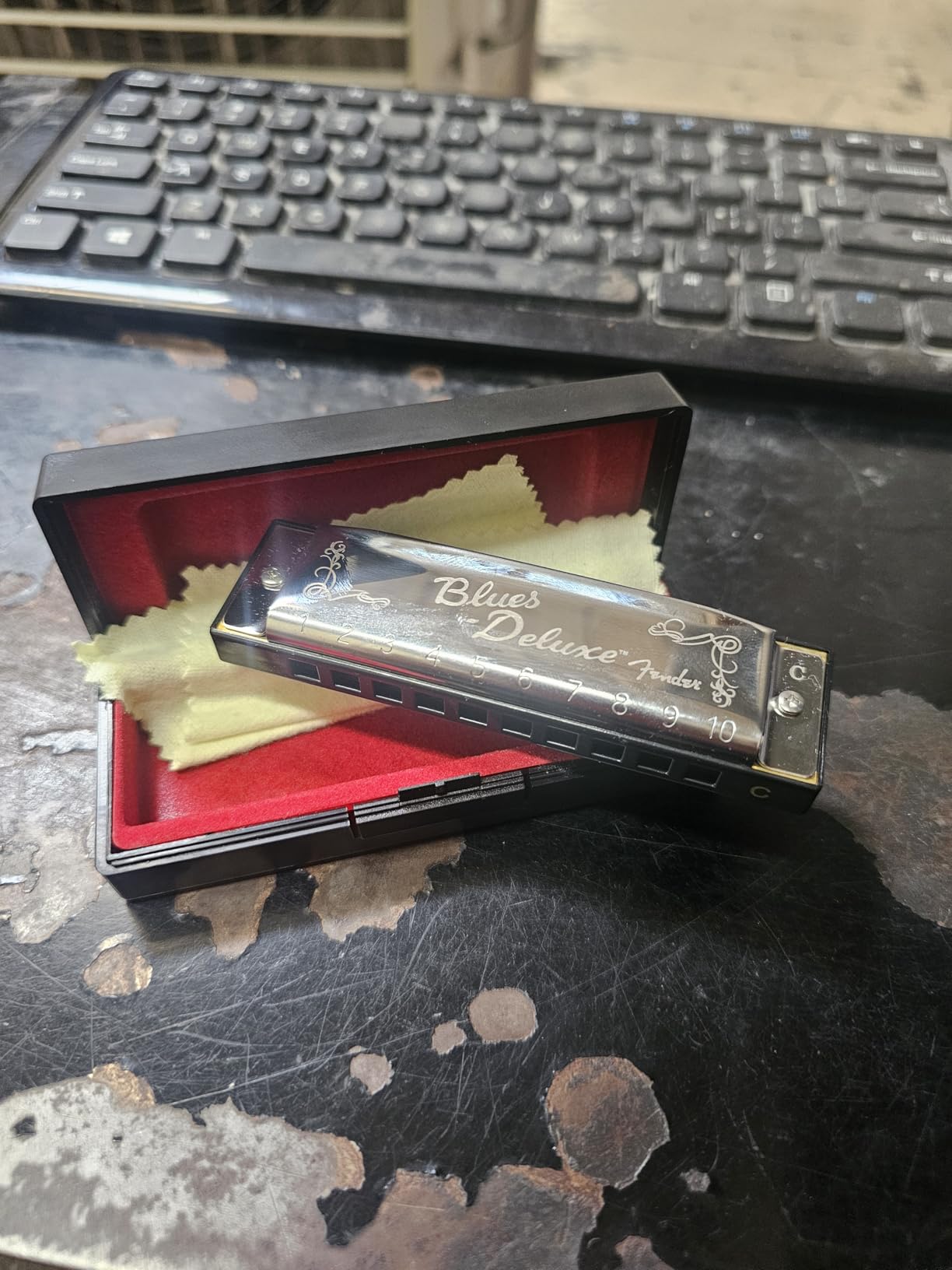 Fender Blues Deluxe Harmonica, Key of C with Carrying Case customer photo 1