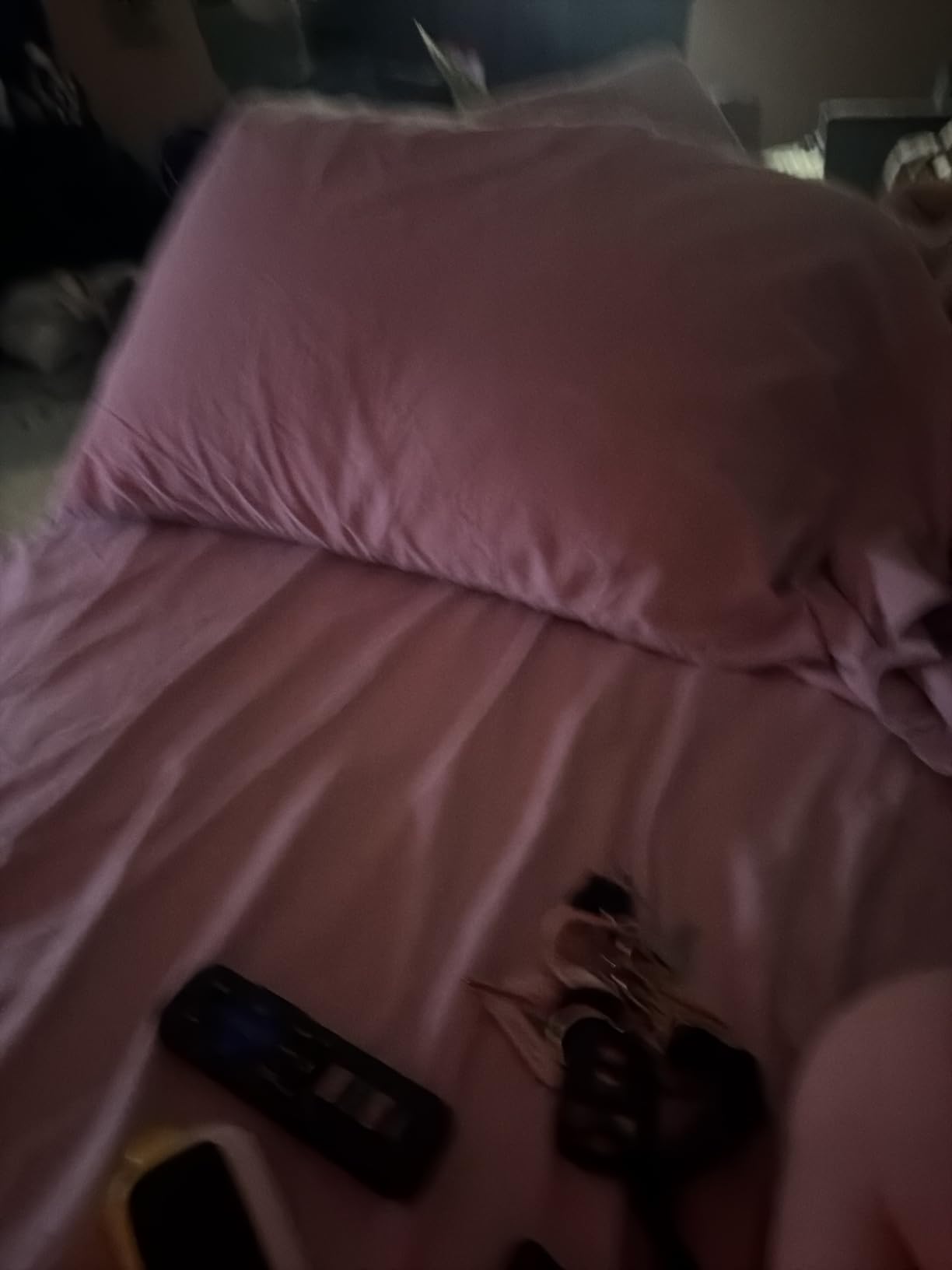 Laura Ashley - Flannel Sheets Queen Size, Anti-Pilling & Wrinkle Resistant Cotton, Touchably Soft for All-Season Comfort - Bed Sheets with Matching Pillowcases & Fitted Sheet (Audrey Pink) customer photo 2