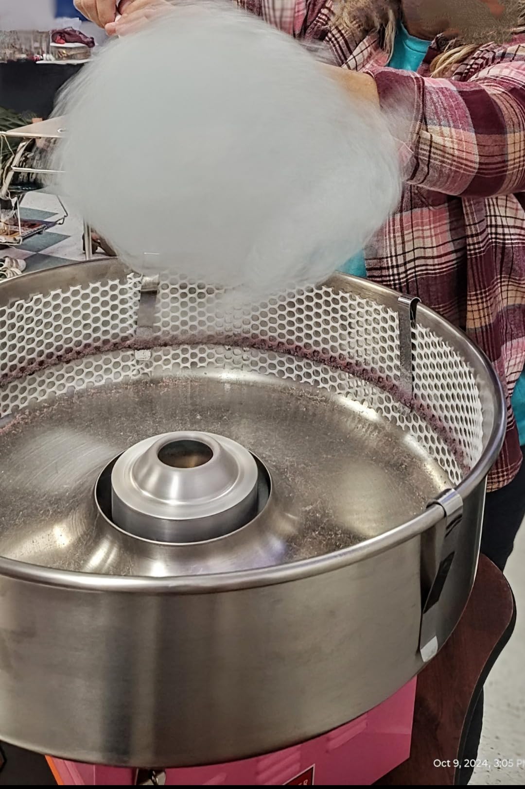 VIVO Pink 1030W Electric Cotton Candy Machine, Commercial Candy Floss Maker, 20 inch Stainless Steel Bowl with Sugar Scoop, Easy Home Use customer photo 2