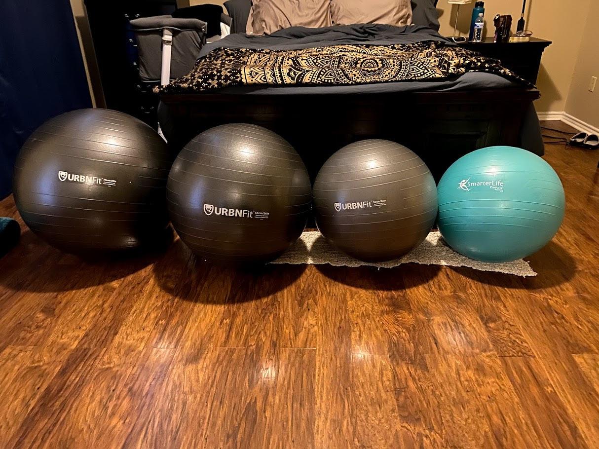 URBNFit Exercise Ball - Yoga Ball for Workout Pregnancy Stability - AntiBurst Swiss Balance Ball w/ Pump - Fitness Ball Chair for Office, Home Gym customer photo 2